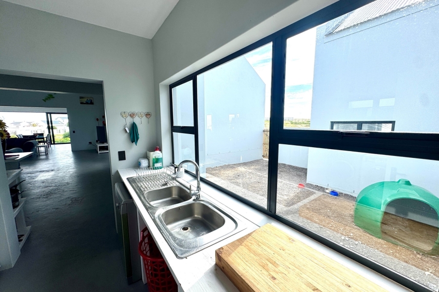 4 Bedroom Property for Sale in Olifantskop Western Cape